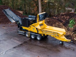 Vermeer HG4000 hurtiggående flishugger for flising og knusing av returtre, bioavfall, paller kompost for bioenergi